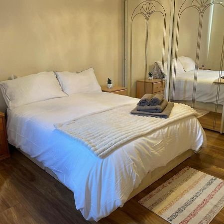 Single And Doubles Rooms Close To Central London Londres Exterior foto